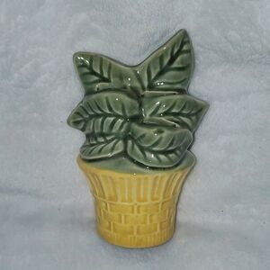 Vintage Wall Pocket Hanging Flower Pot Measuring Spoon Holder